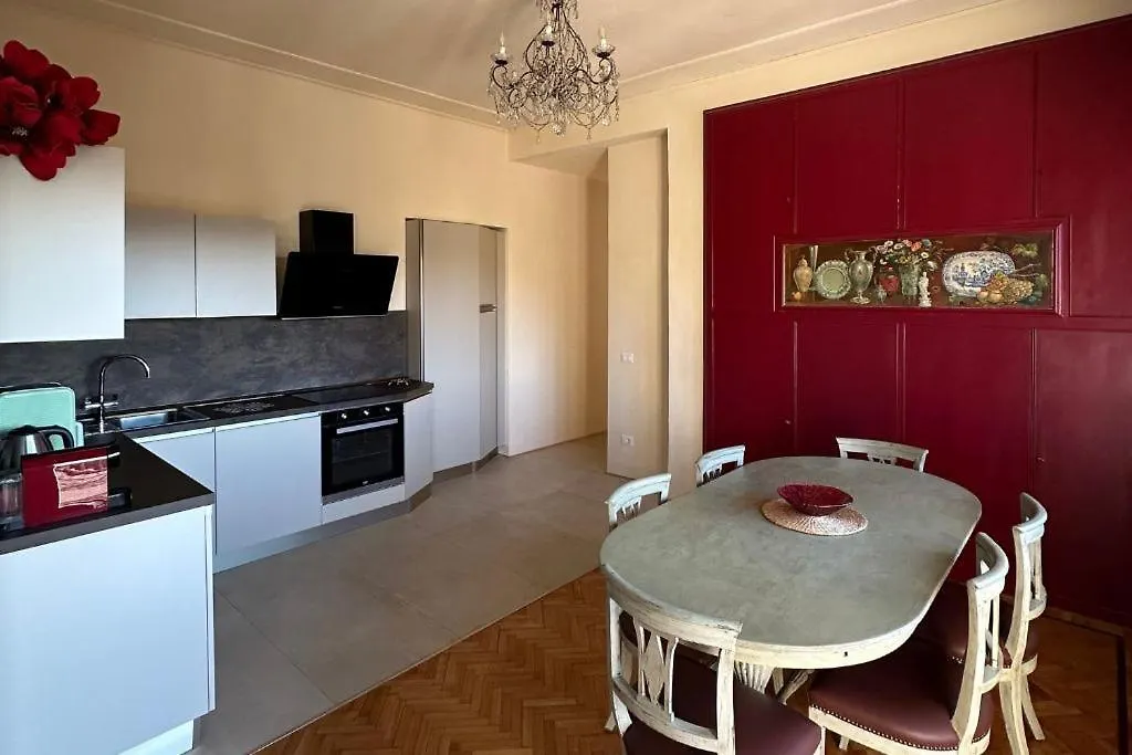 Casamariani Stylish Home In Siena Center, Free Parking