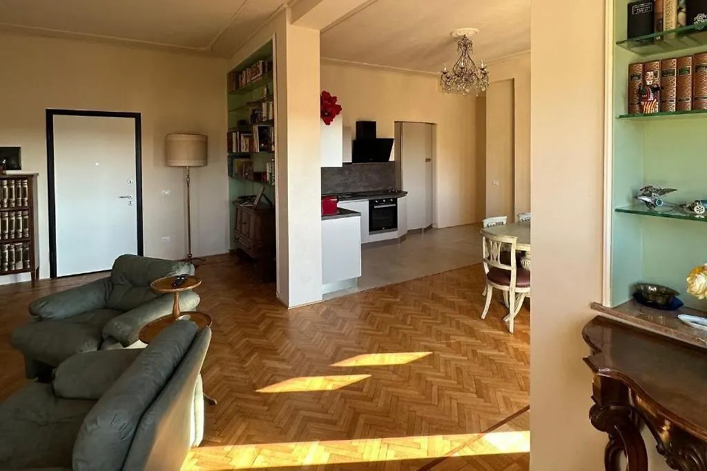 Casamariani Stylish Home In Siena Center, Free Parking